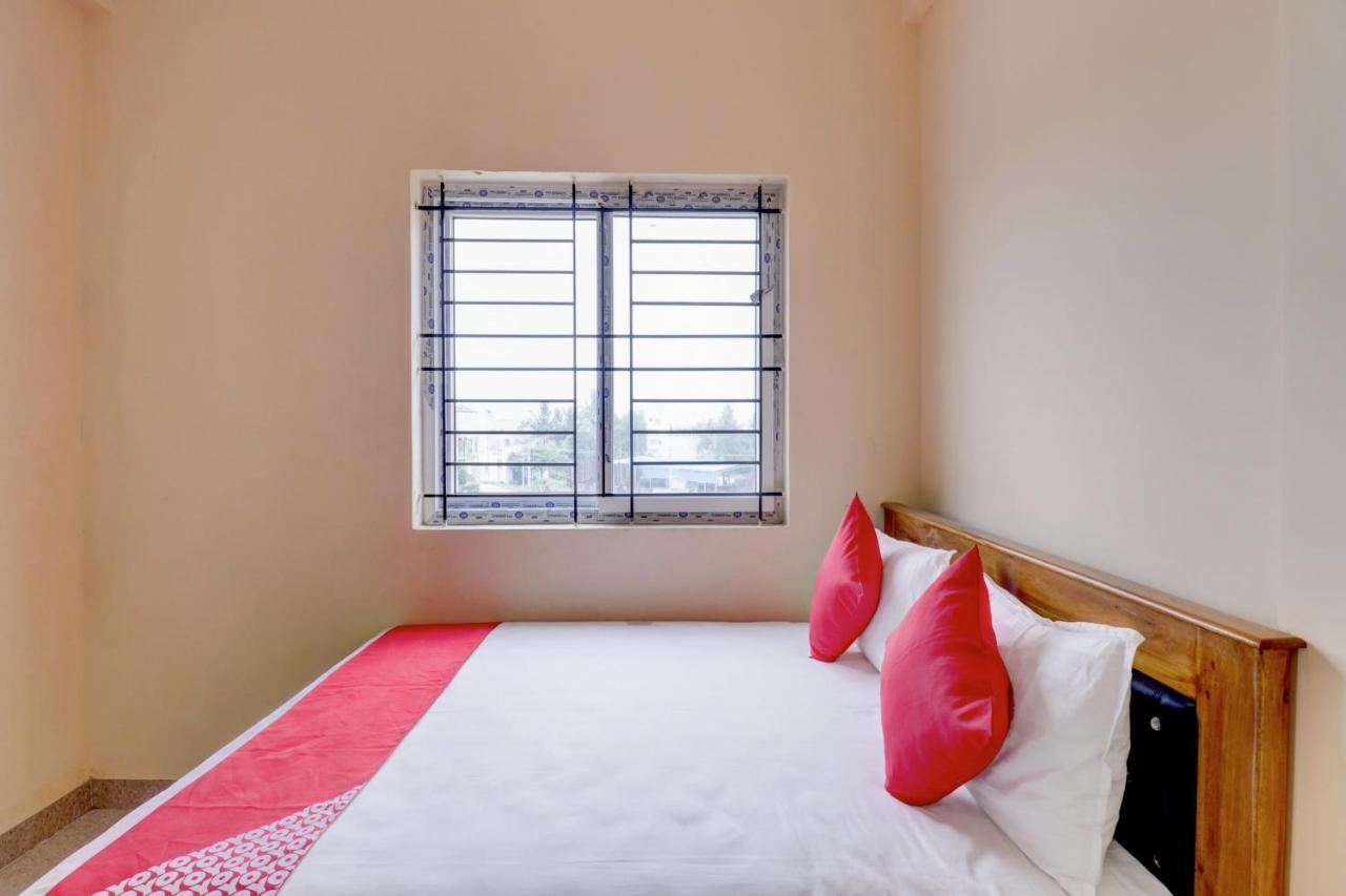 Hotel Oyo Flagship Golden Treasury Bengaluru Zewnętrze zdjęcie