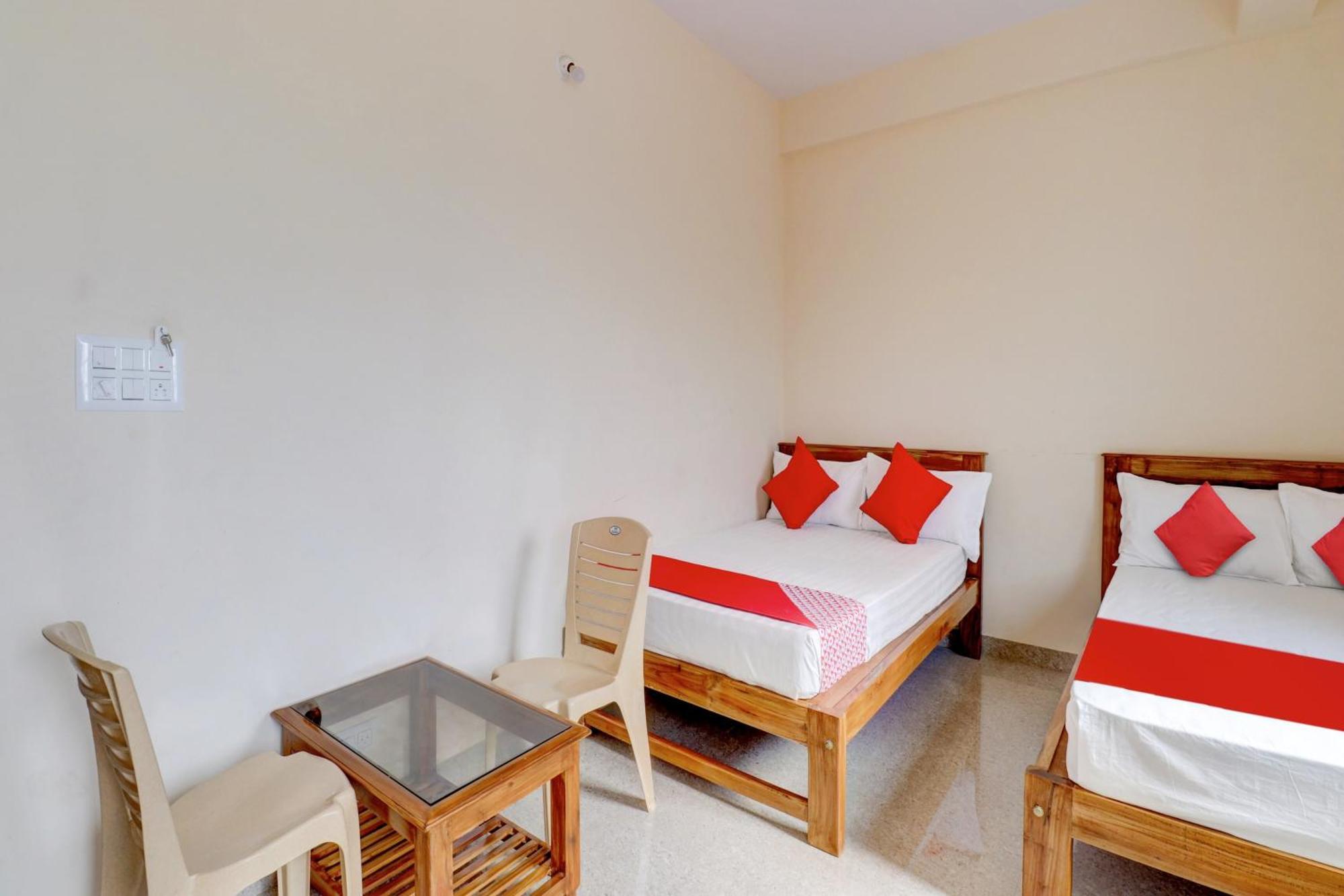 Hotel Oyo Flagship Golden Treasury Bengaluru Zewnętrze zdjęcie
