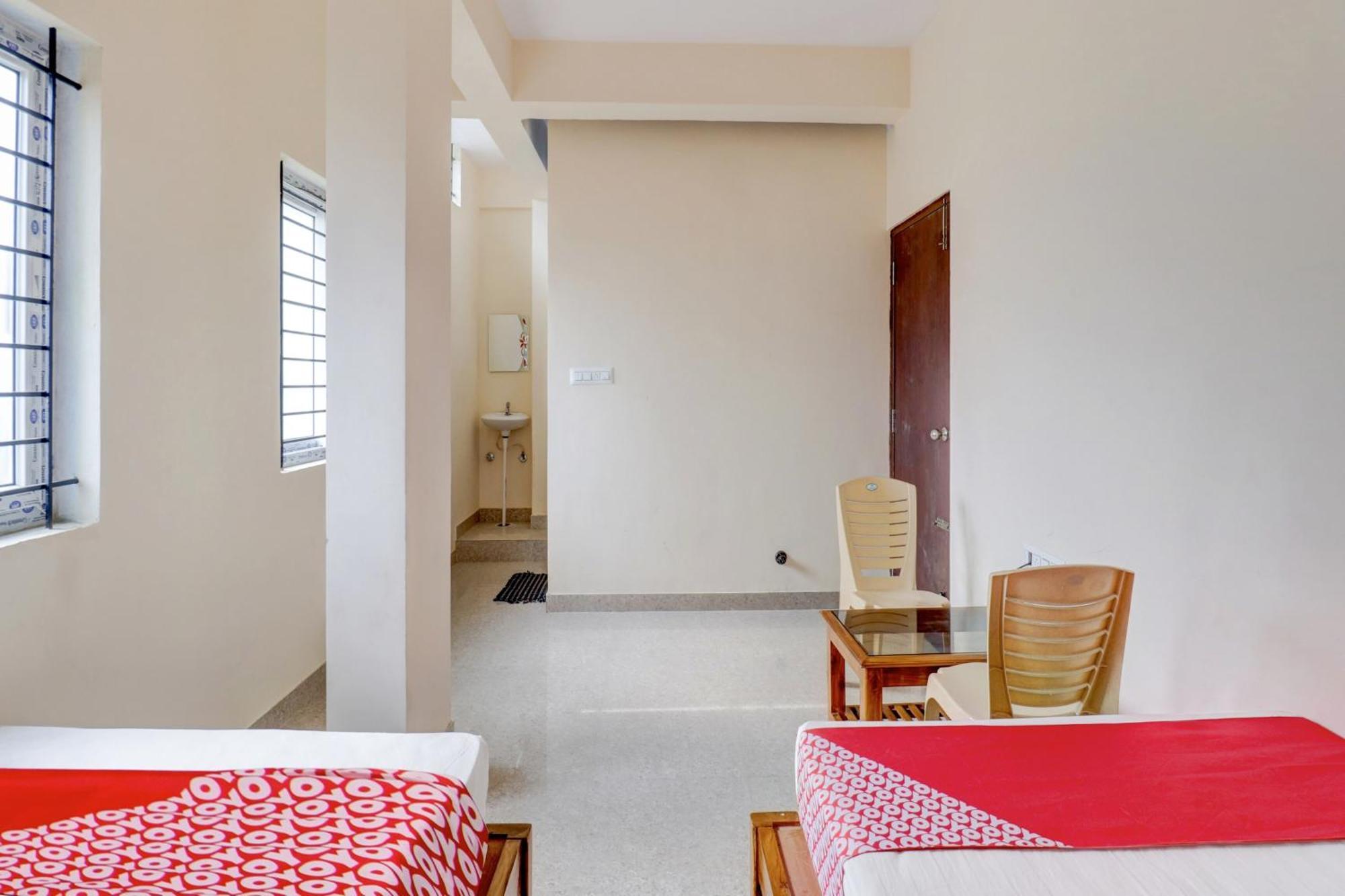 Hotel Oyo Flagship Golden Treasury Bengaluru Zewnętrze zdjęcie